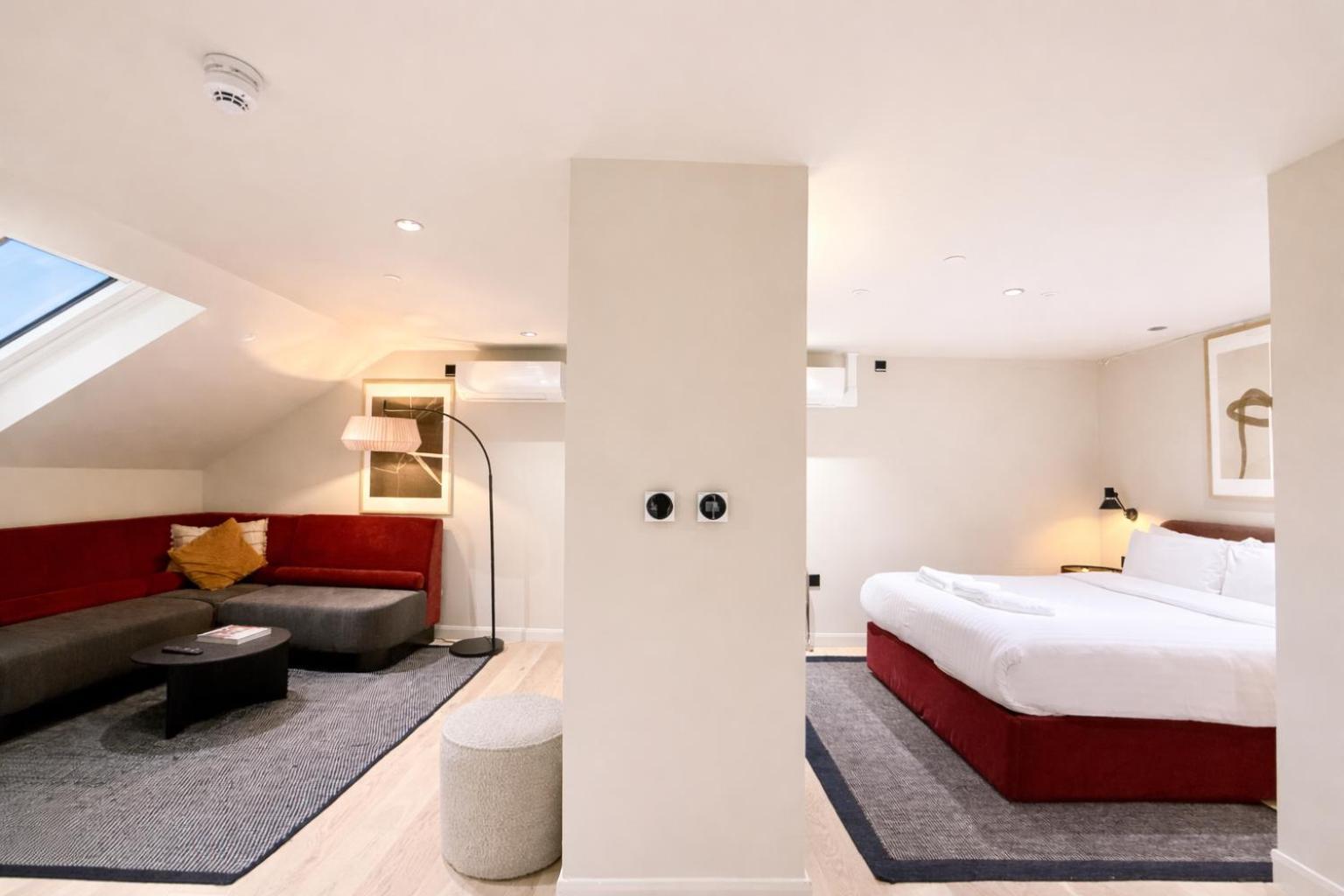 Vcity Suites At The Teacher — Photos 1